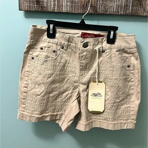 One sone khaki shorts size 4 new with tags